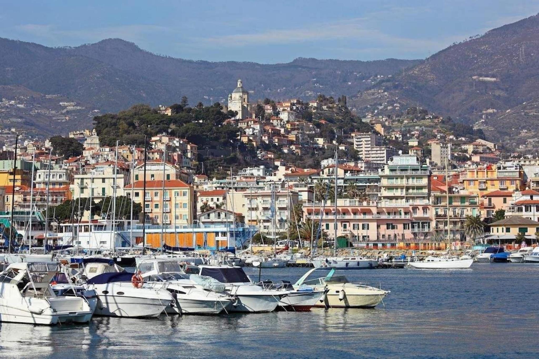 Sakura Inn Sanremo Bagian luar foto